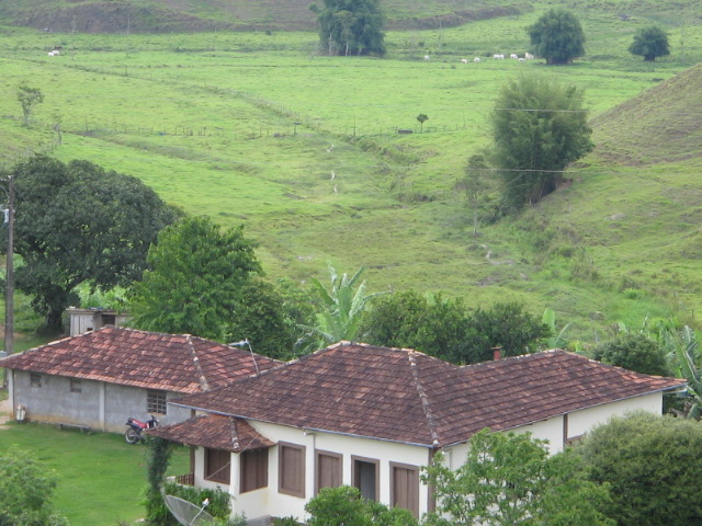Rio preto divisa MG/RJ próximo a Valença RJ